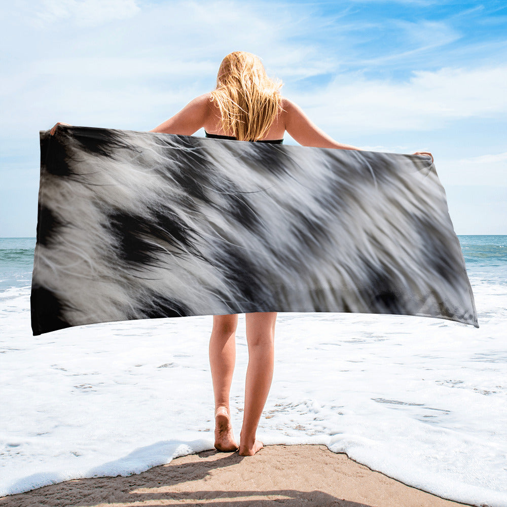 Snow Leopard Fur Beach Towel by Visual Verse - Image 2